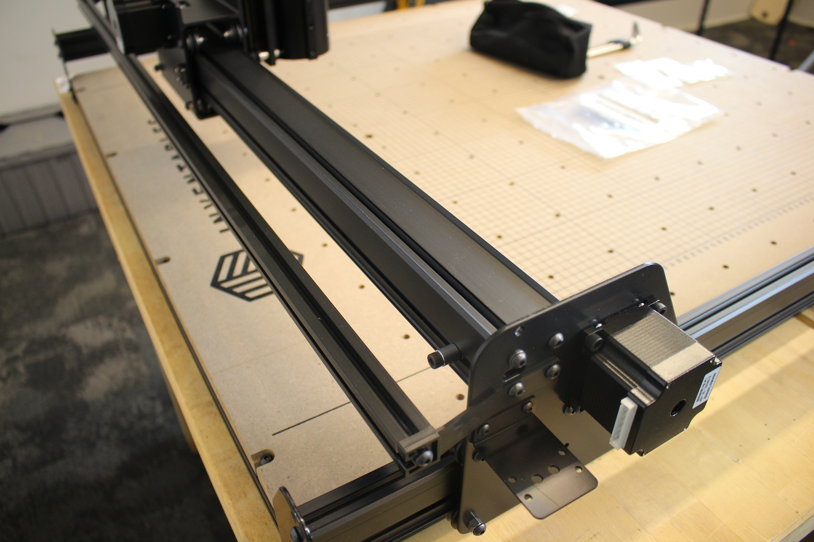 x-screwactuator.png